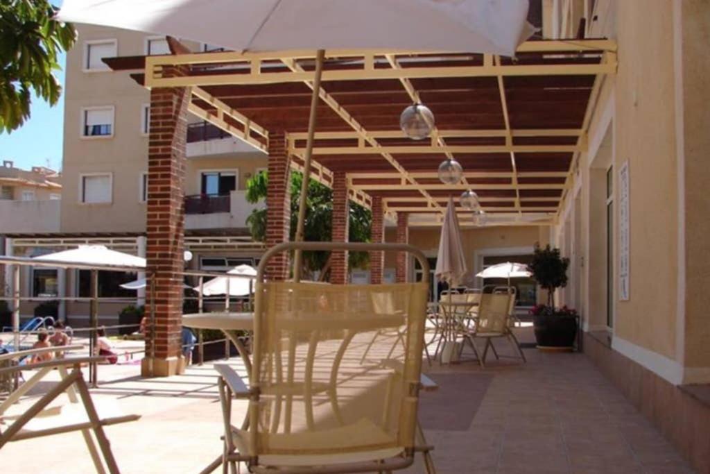 Lovely Apartment In Cabo Roig Near Beach Orihuela Exteriör bild